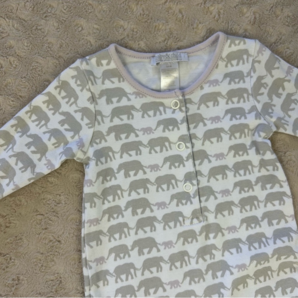 Baby & Child Restoration Hardware Footed Sleeper Elephants Gray White 0-3 Months